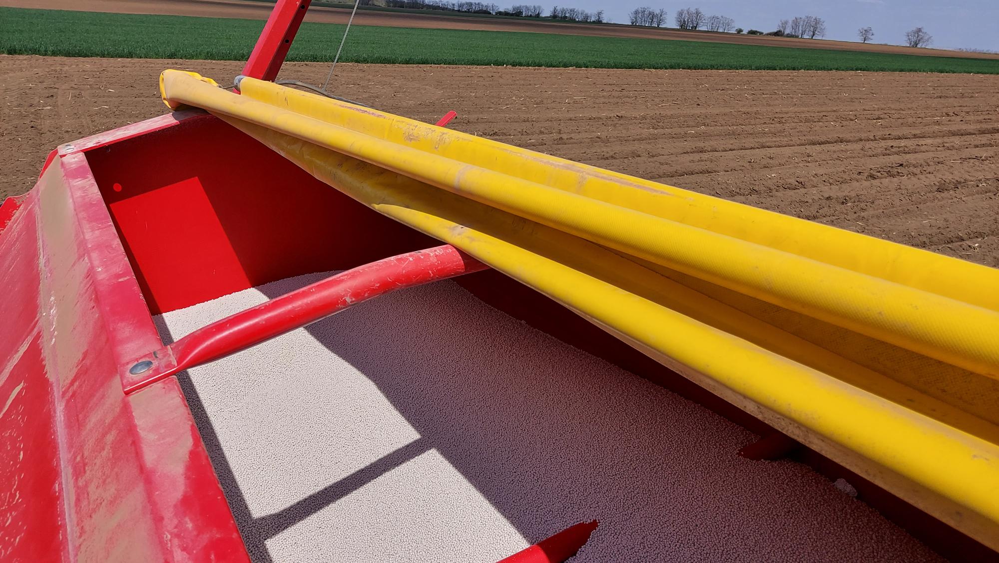 napraforgó_vetés_YaraMila_május (2).jpg